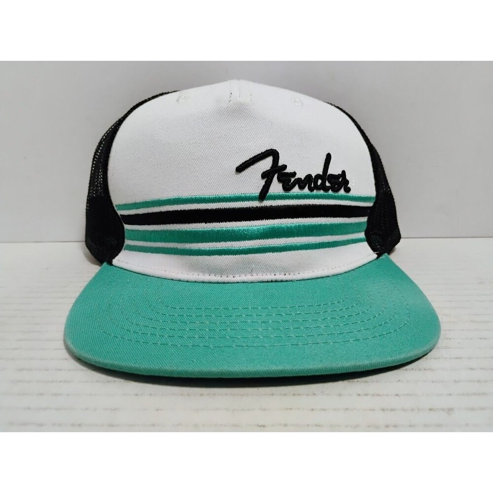 FENDER MALIBU FLAT BILL MESH SNAP BACK TRUCKER HAT CAP
